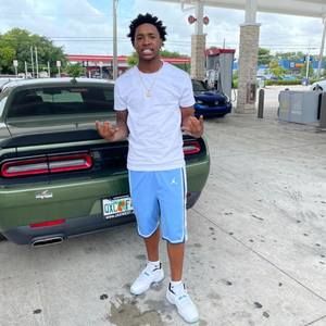 Meet your Posher, Emmitt